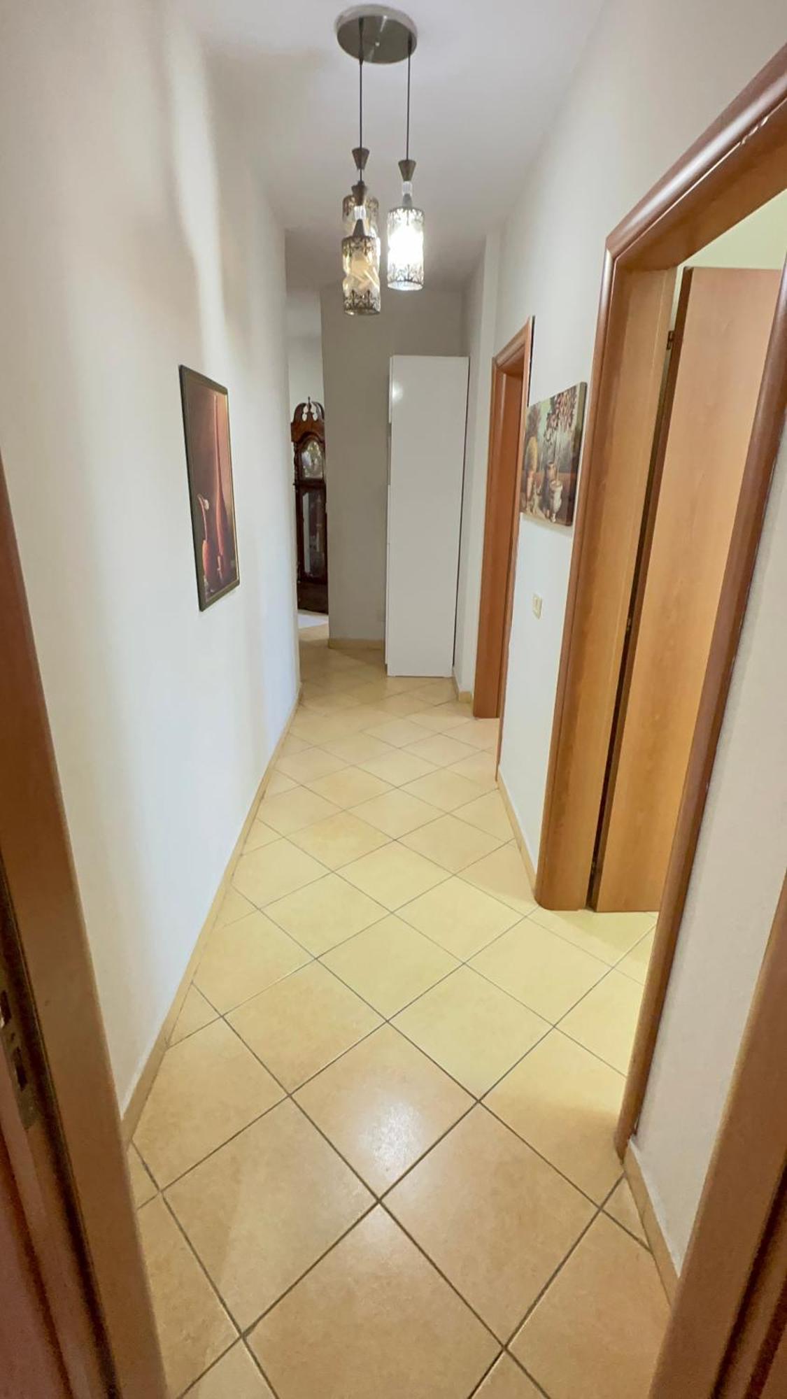 Square Inn Tirana Eksteriør billede