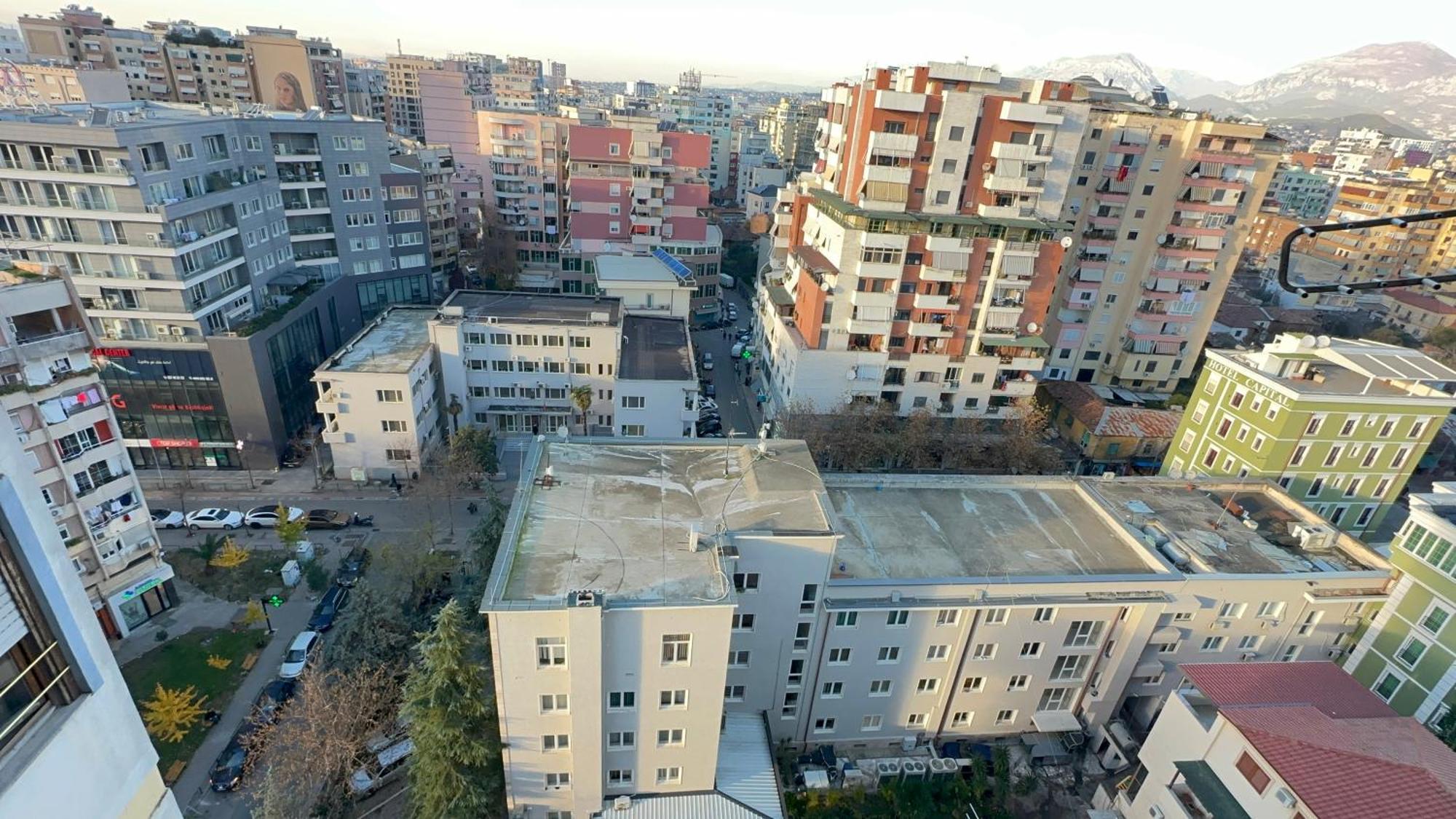 Square Inn Tirana Eksteriør billede