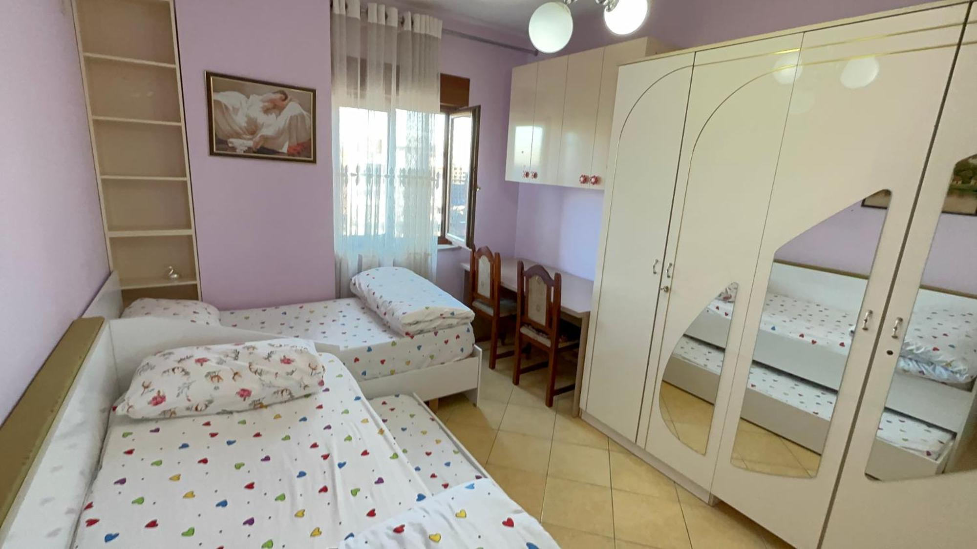 Square Inn Tirana Eksteriør billede