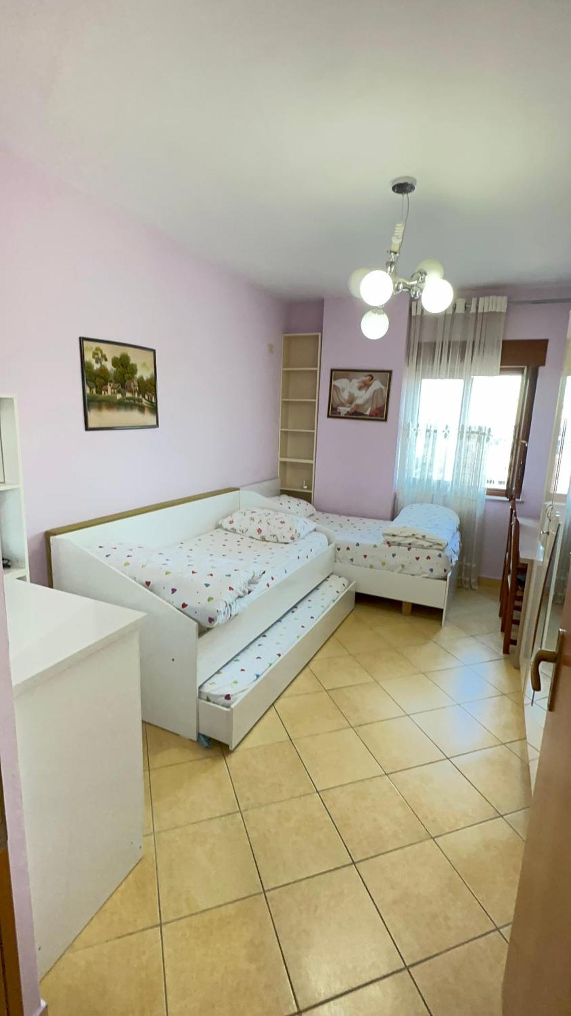 Square Inn Tirana Eksteriør billede